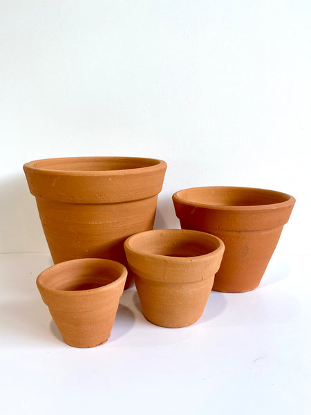 Terracotta Pots (4 Sizes)